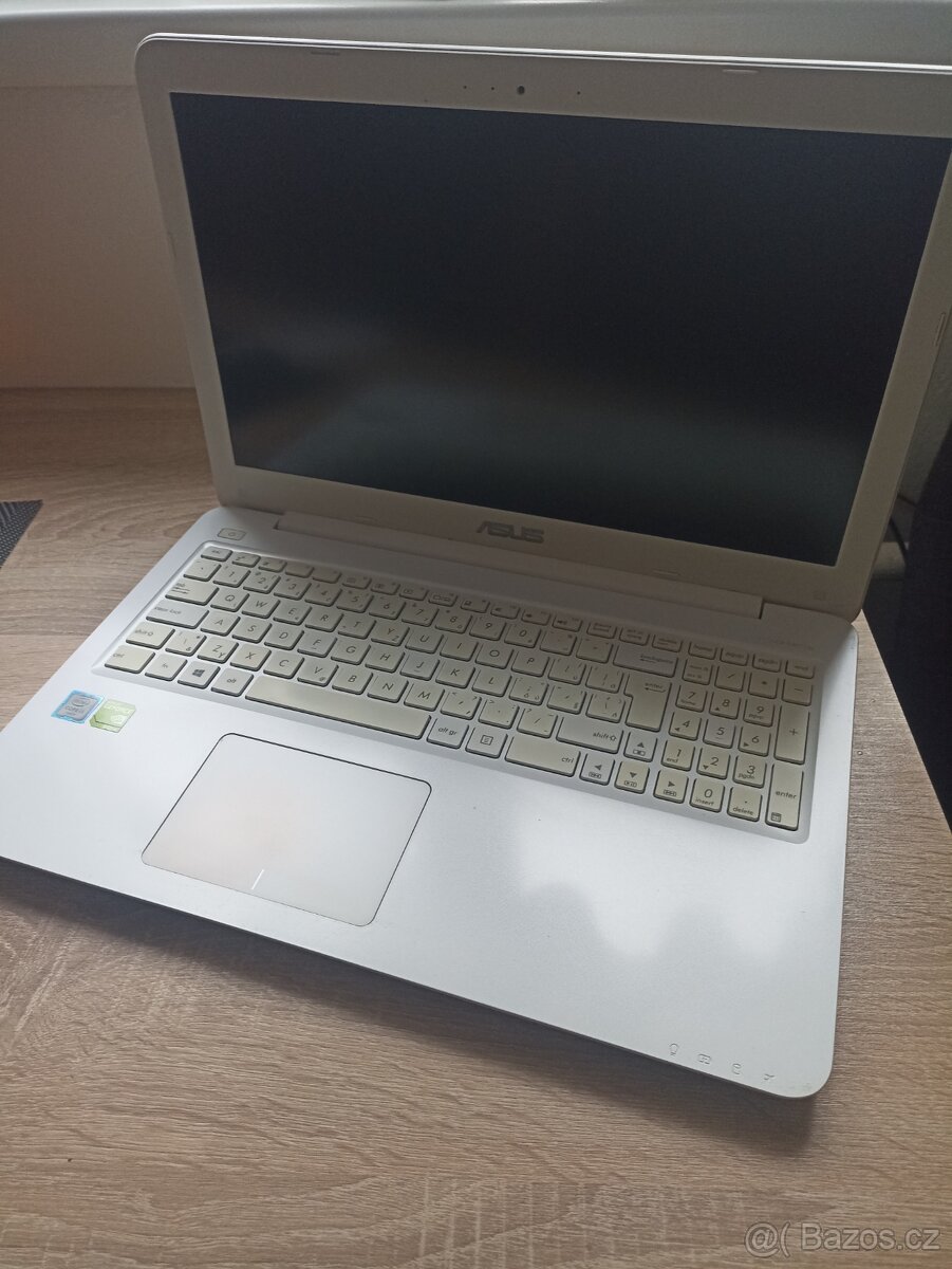 Asus f556U Intel core i5-6198DU