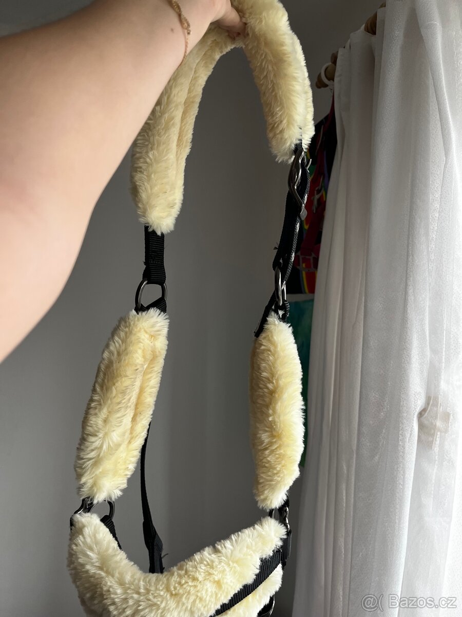 Ohlávka s beránkem