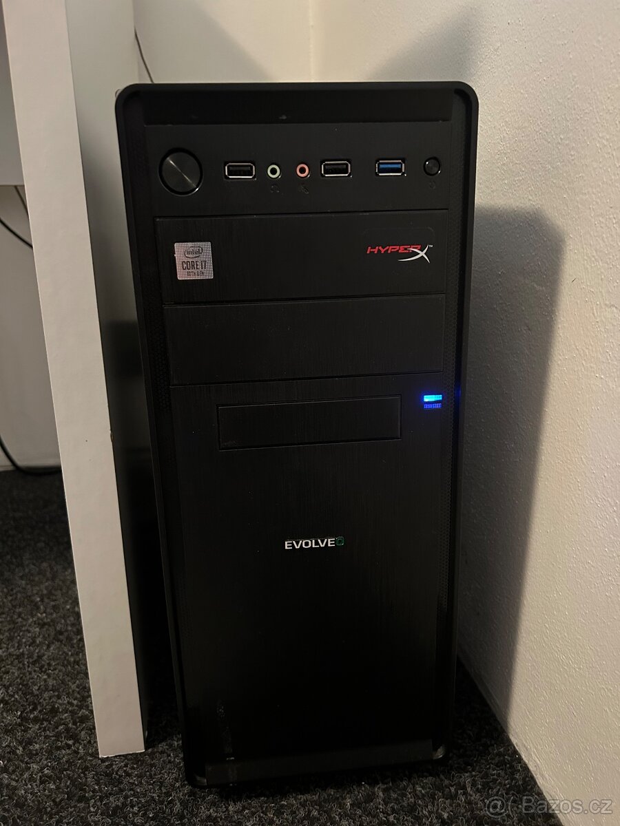 PC ( i7 10700F,Radeon RX 7800XT GAMING )