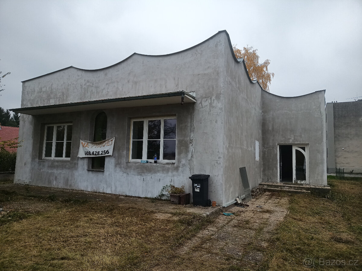 Budčeves 38