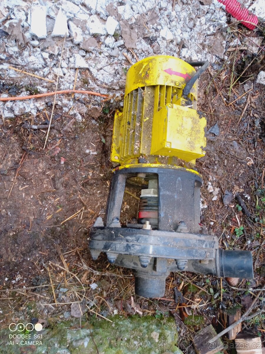 elektromotor MEZ mohelnice 380w 2,2 kw 2860 ot min