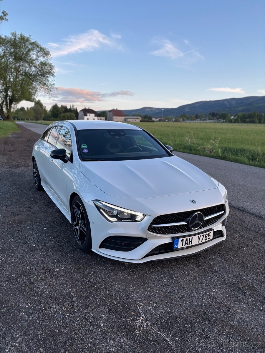 Mercedes Benz Cla 180 AMG Line Shooting brake