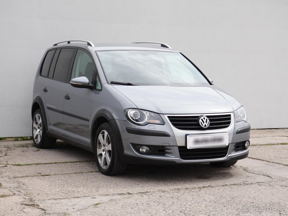 Volkswagen Touran 2.0 TDi , 103 kW nafta, 2009