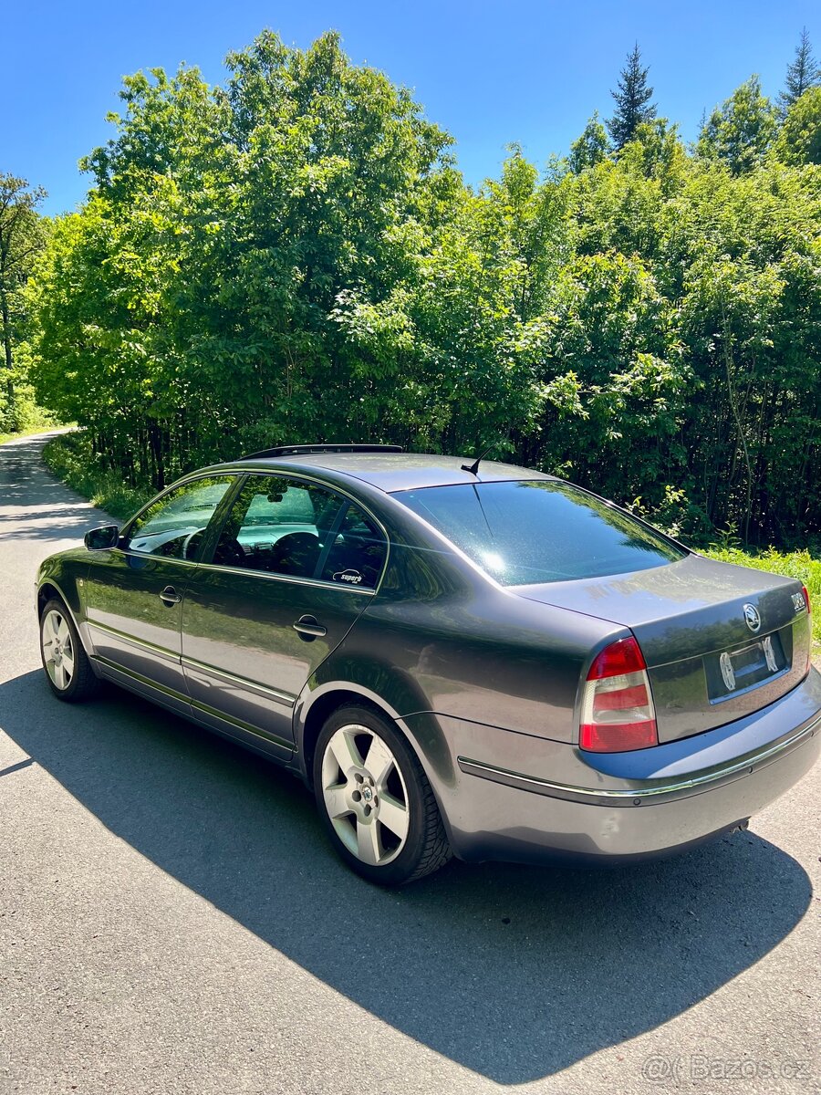 Škoda Superb 2.8 V6 142kw