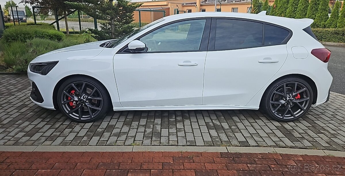 Ford Focus MK 4.5