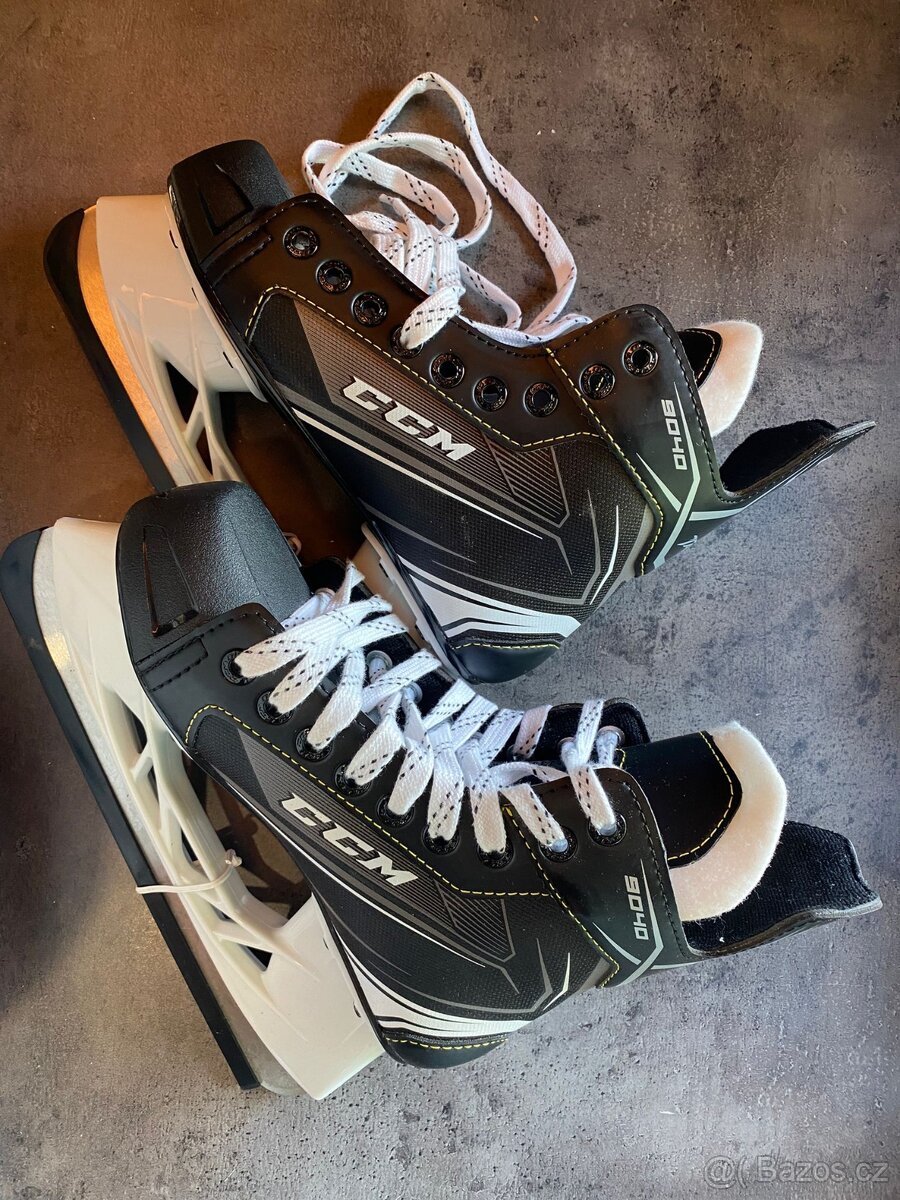 Nové hokejové brusle CCM 9040 – vel. EUR 36,5