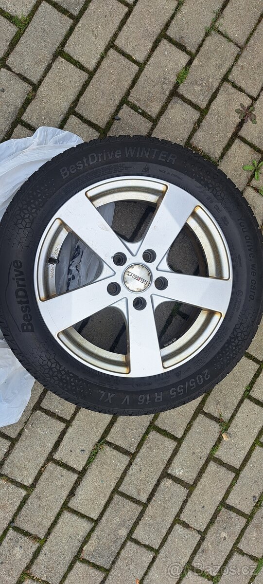 Alu kola 5x112 16" se zimním pneu 205/55R16