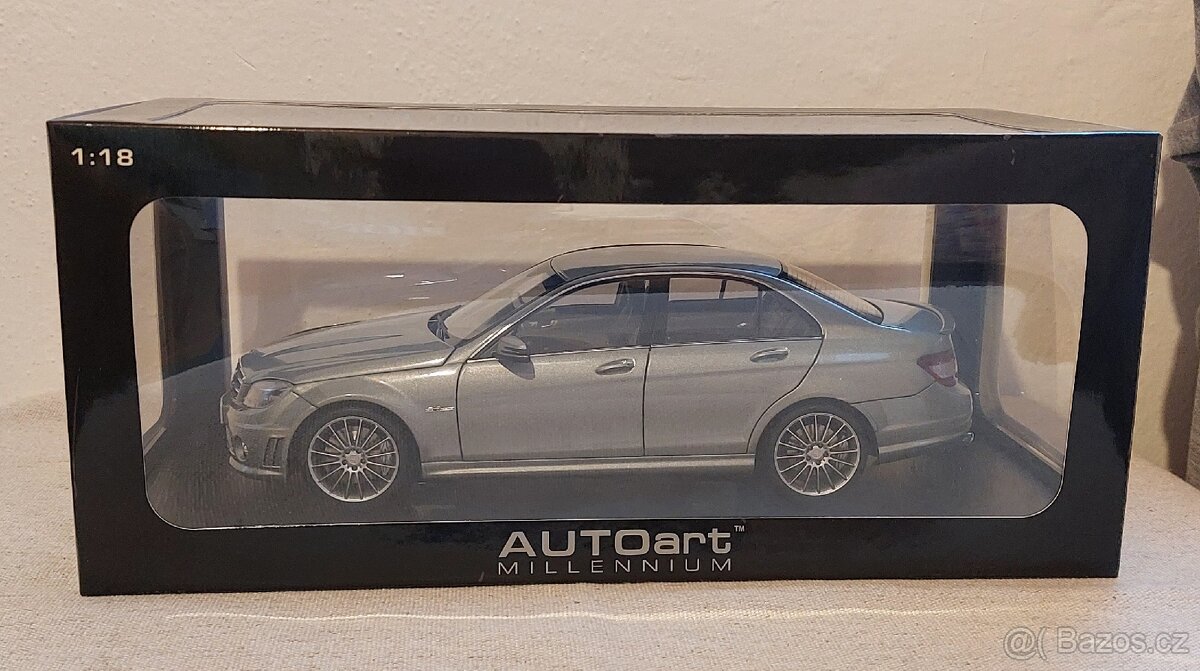 Mercedes-Benz C63 AMG 1:18 Autoart