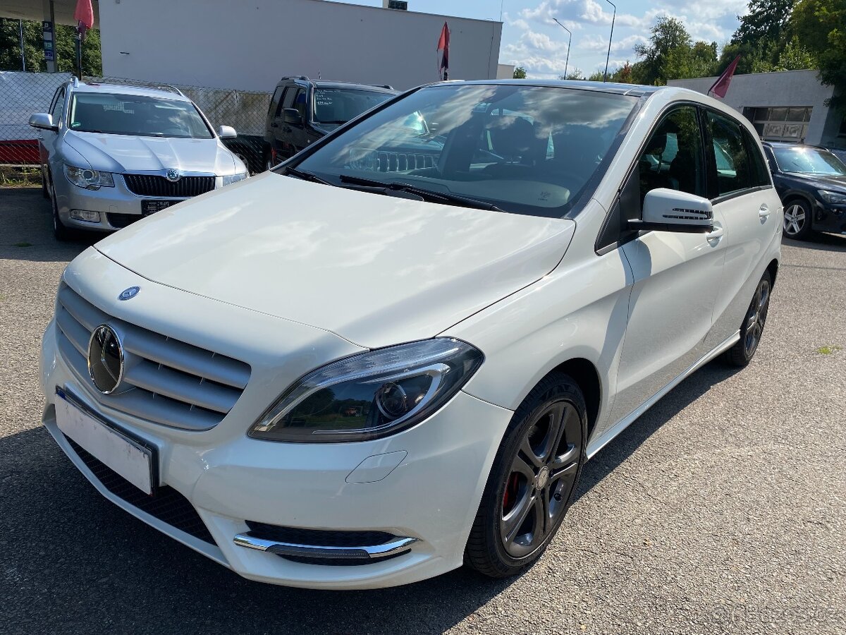 MERCEDES BENZ B 180 CDi