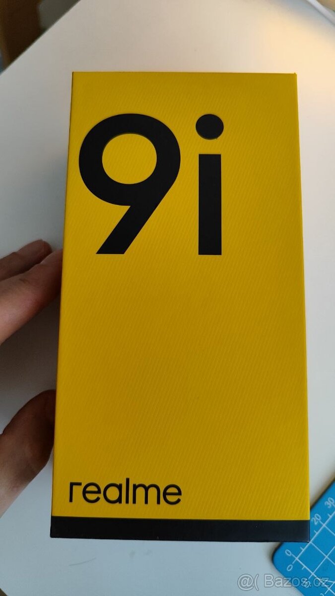 Mobilní telefon Realme 9i. 4/64 Zcela nový