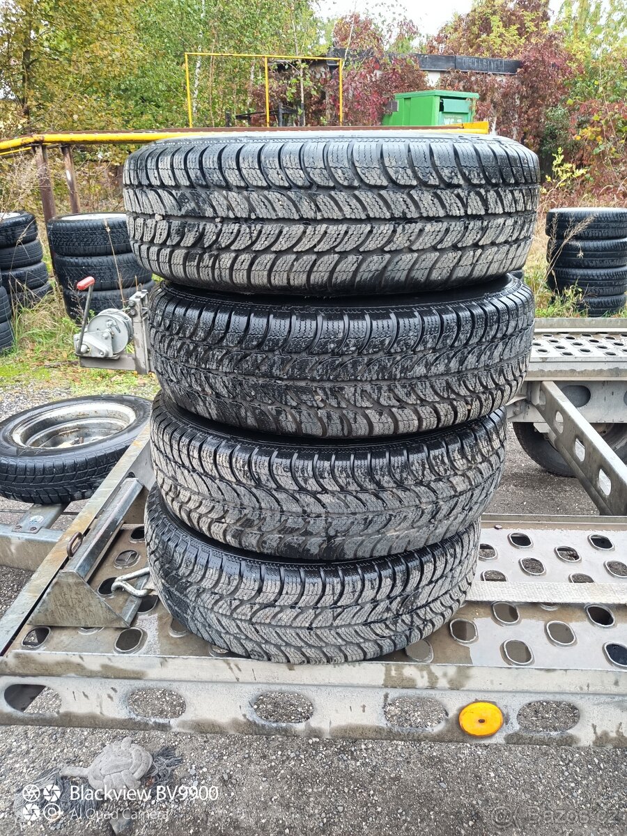 Zimní pneumatiky SAVA 175/70 R 13.