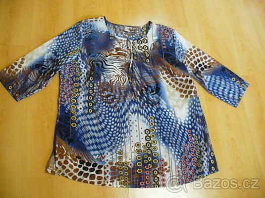 Pěkná elegantní tunika vel.48
