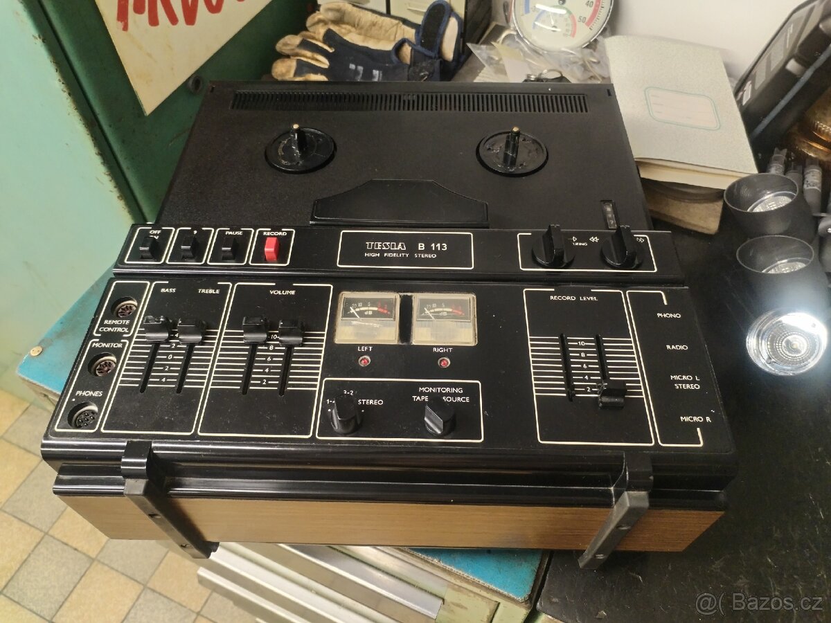 Tesla B 113 Stereo