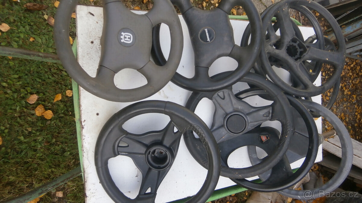 Volant zahradního traktoru