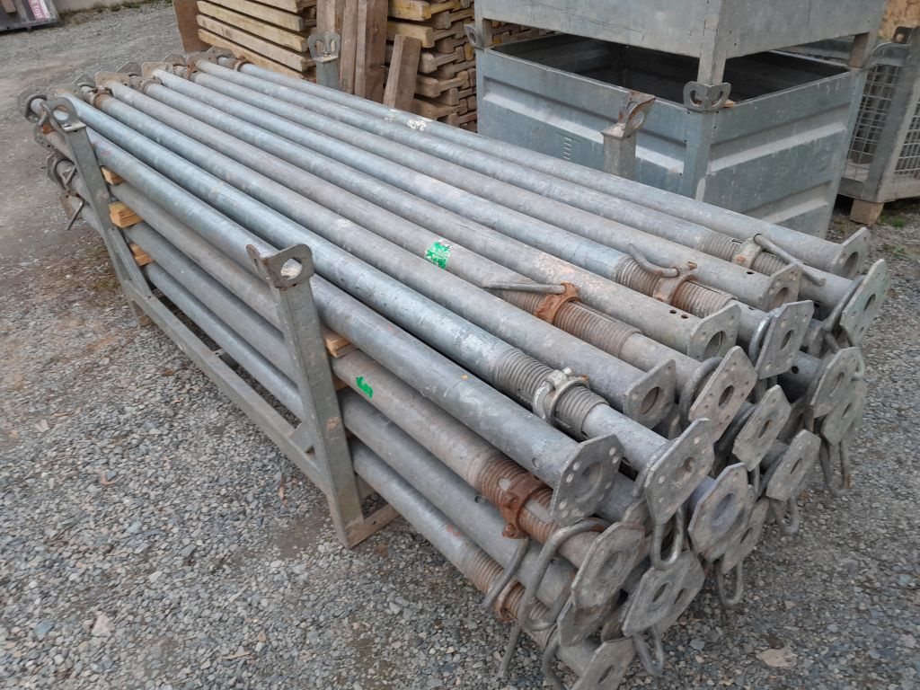 Stropní podpěry, stojky d.max. 550cm