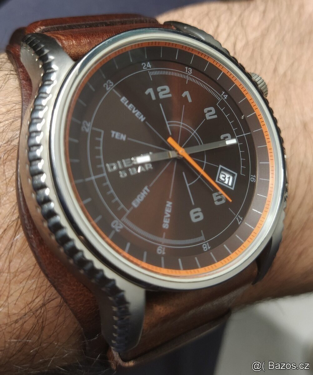 Prodám luxusní pánské hodinky DIESEL _ model DZ1311👍👍👍
