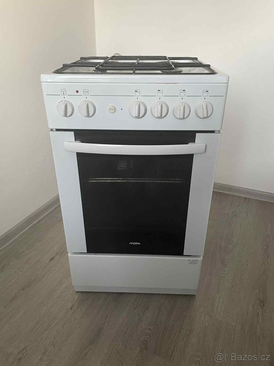 Plynový sporák MORA KS112GW