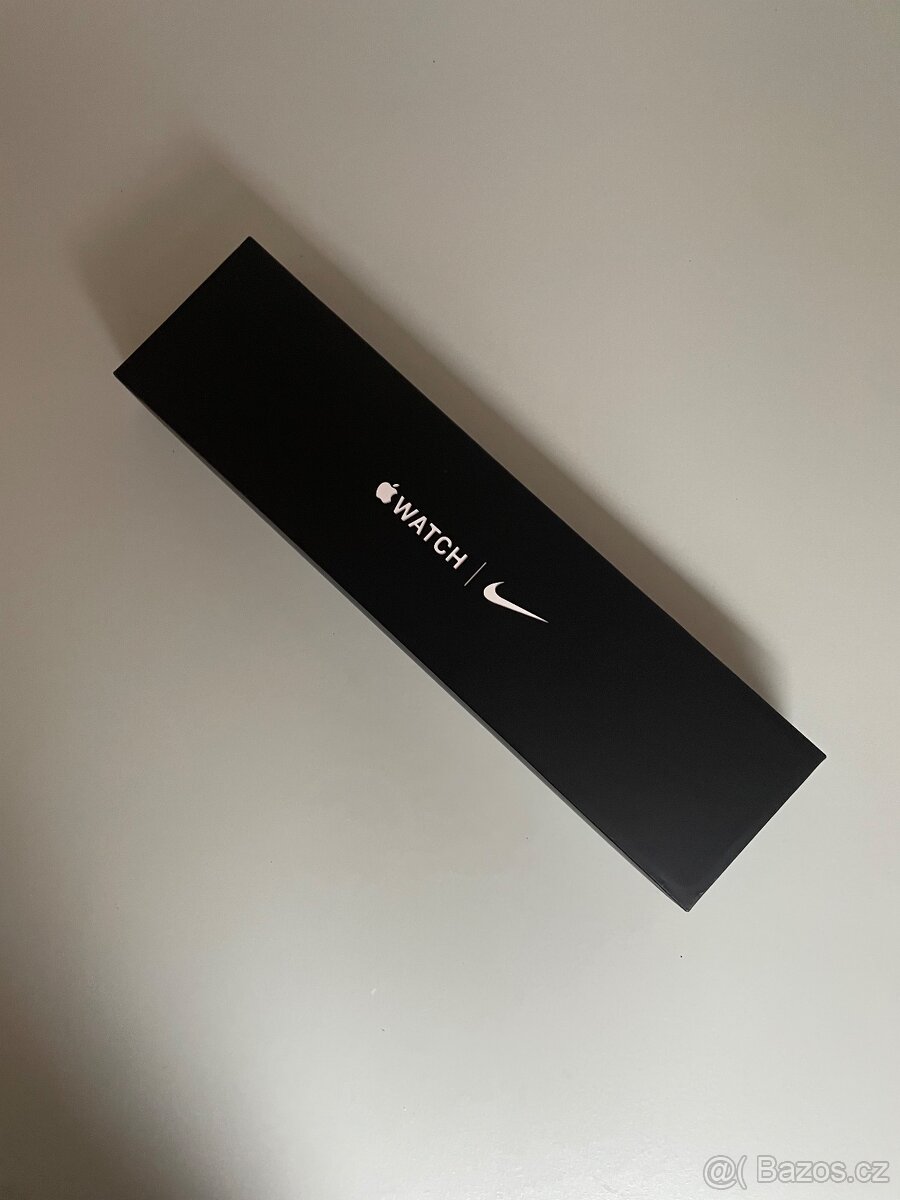 Apple Watch Series 6, 44mm, space gray