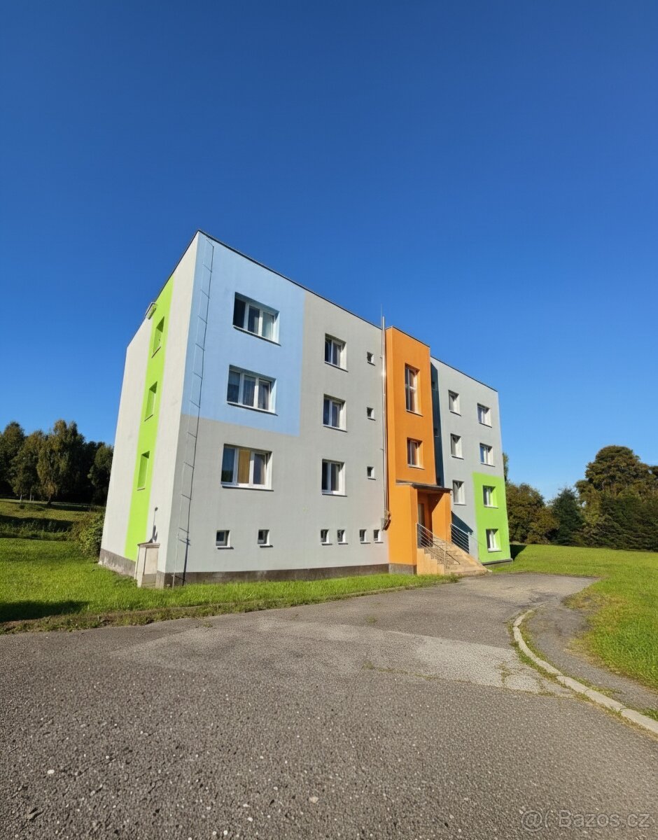 K pronájmu byt 3+1 – Mikulášovice