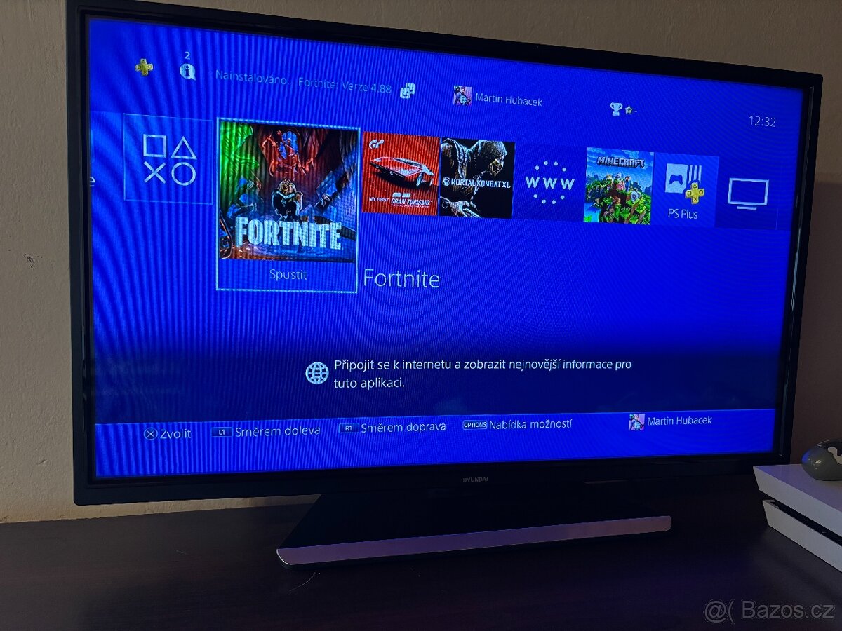 Playstation 4 (2x ovladač)