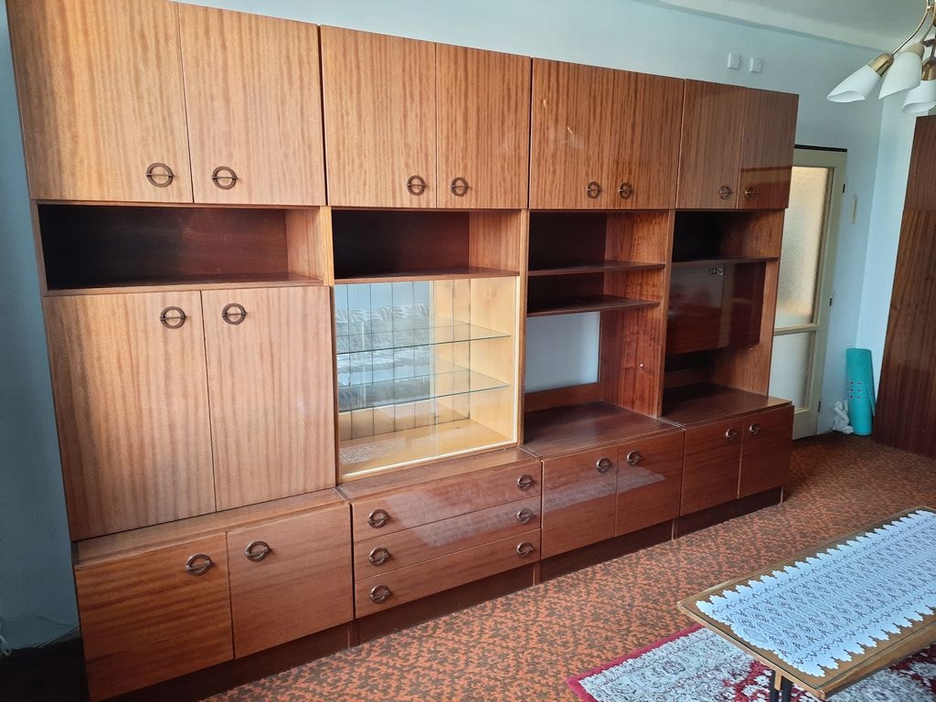 Obývací stěna za odvoz