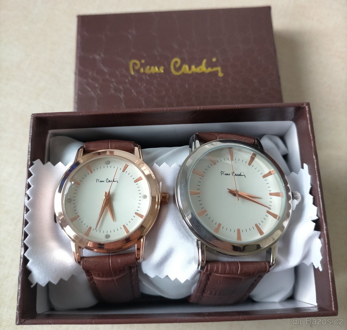 Sada pánské a dámské hodinky