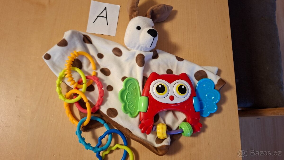 Lucka A - sada usínáček, chrastítko, řetěz