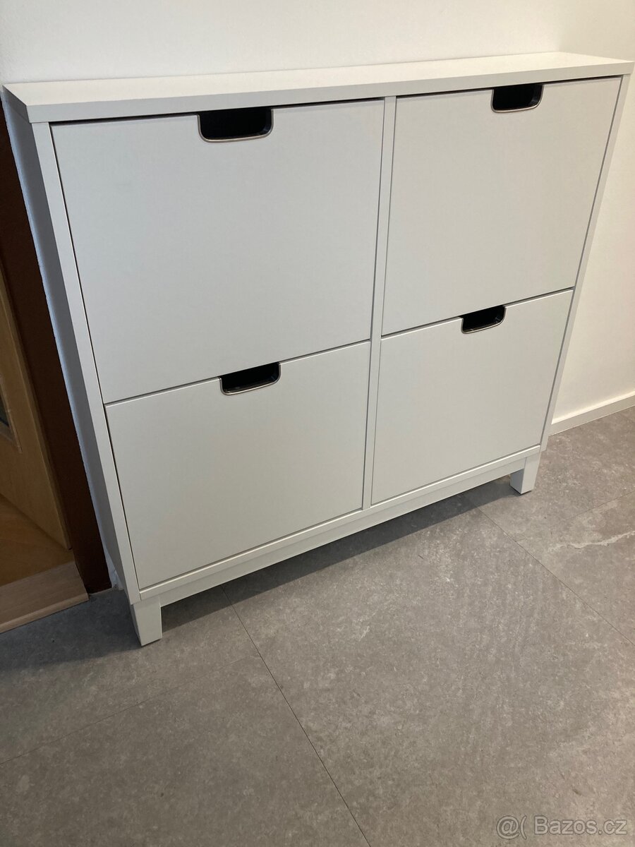 Botník IKEA Ställ se 4 přihrádkami
