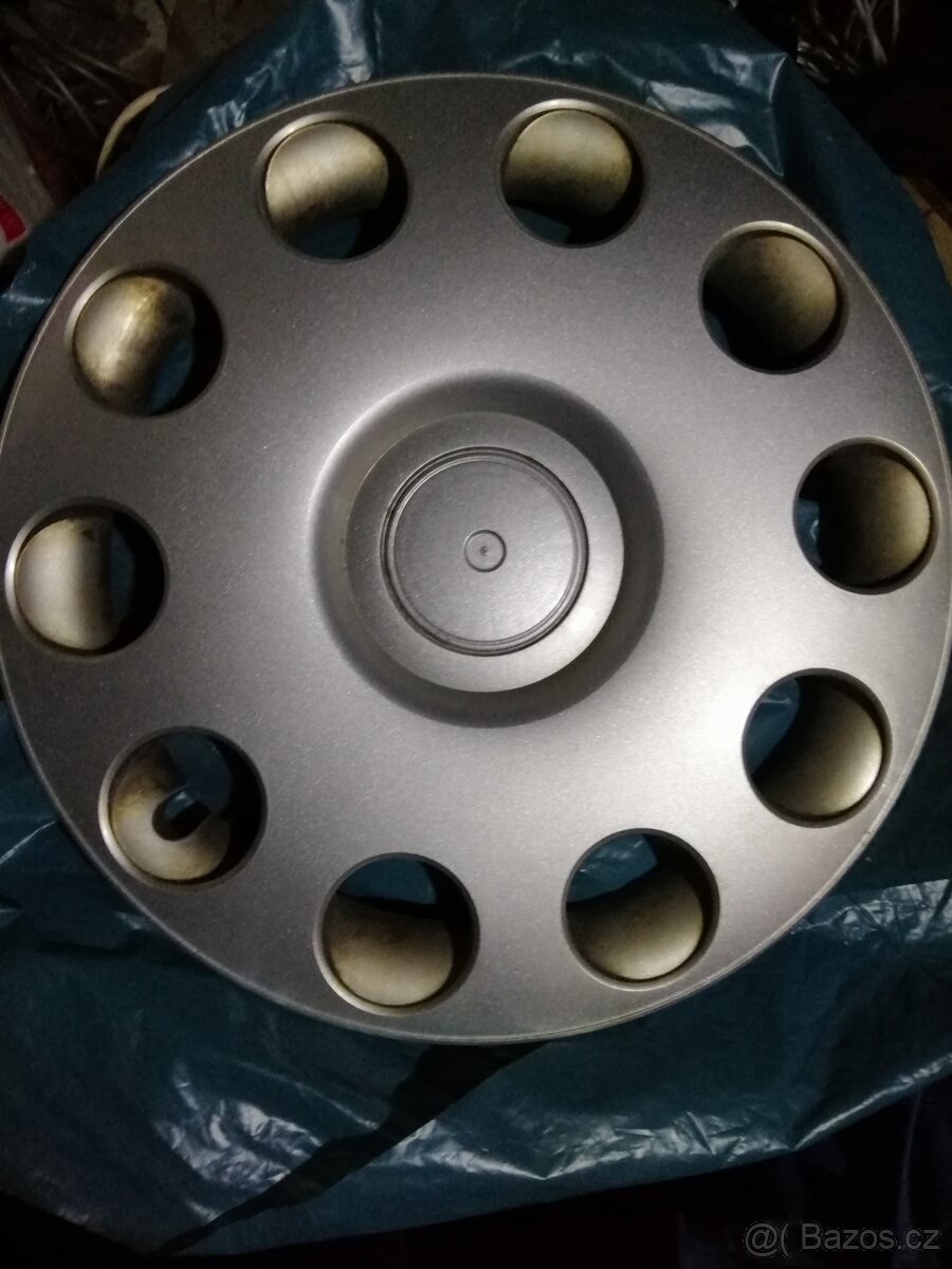 Prodám orginal poklice new beetle