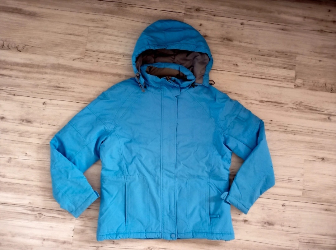 Pěkná zimní bunda vel. M/L