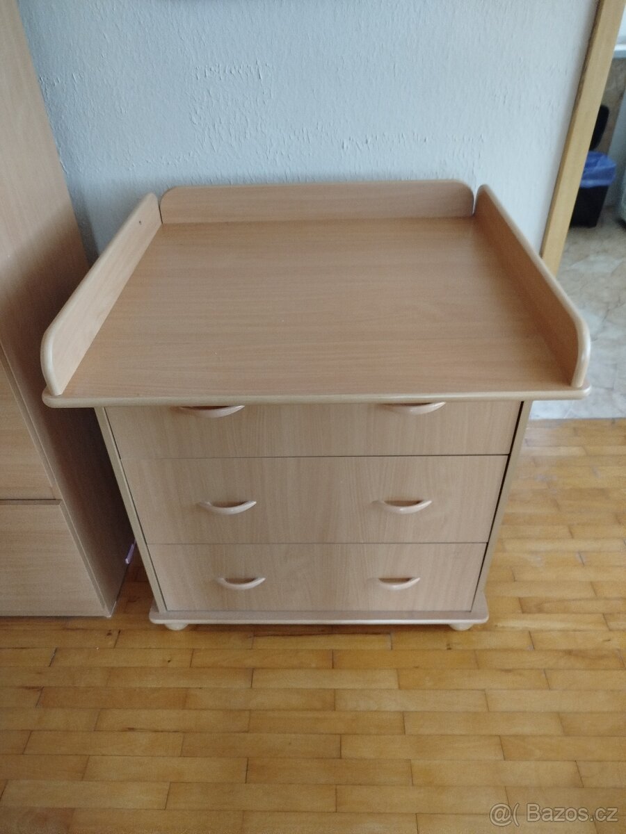 Komoda přebalovací pult