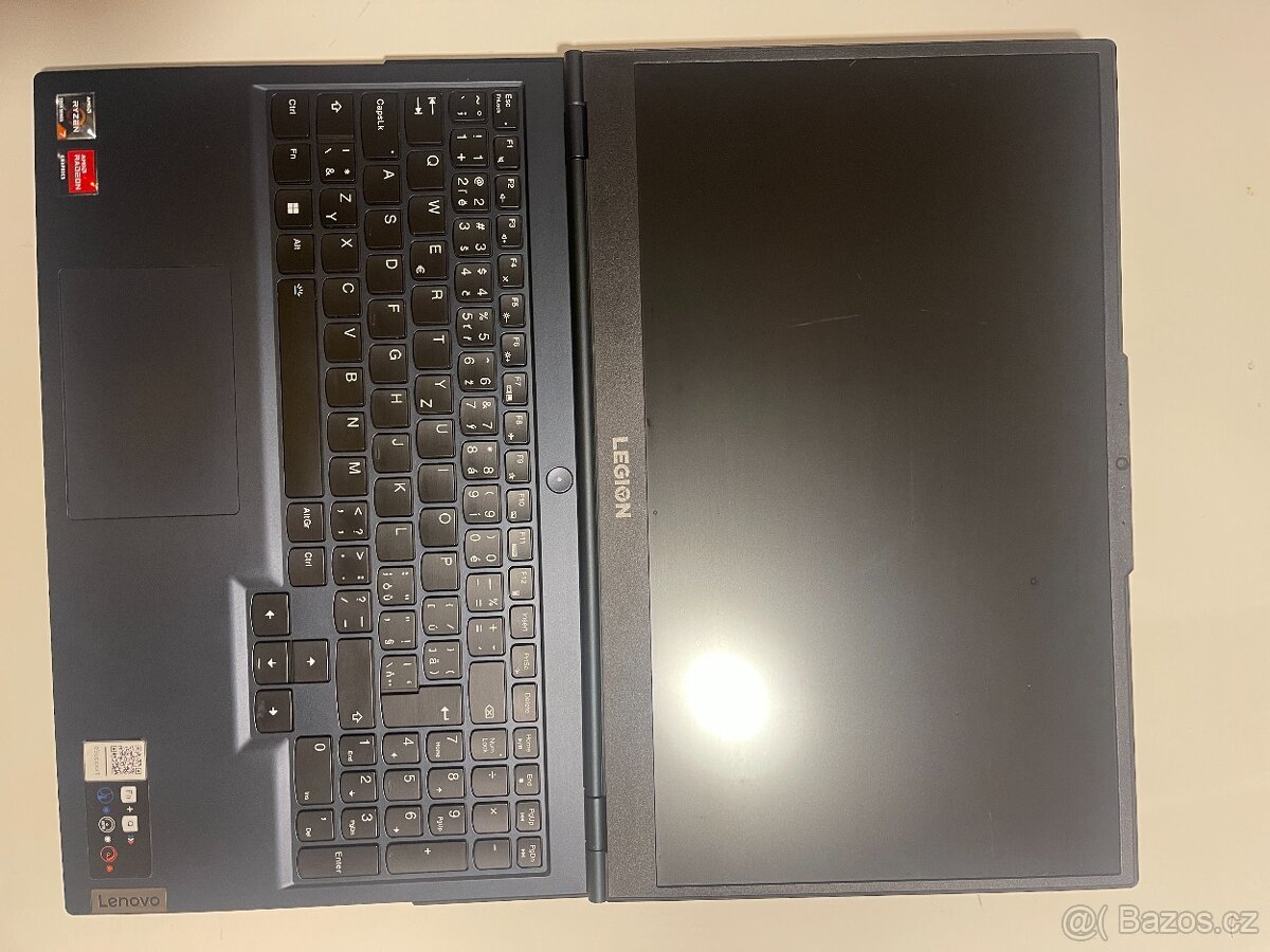 Herní notebook Lenovo Legion 5 15ACH6A