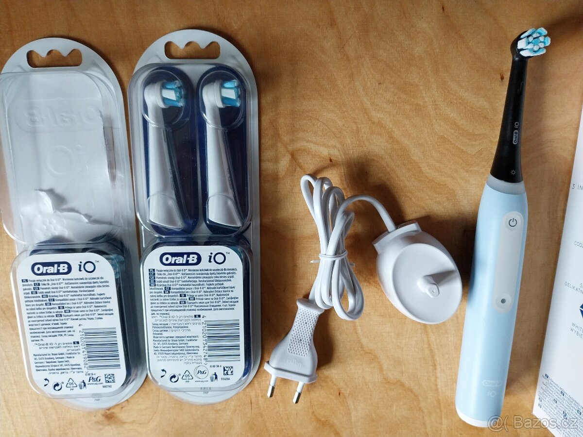 Elektrický kartáček Oral-B iO series 3