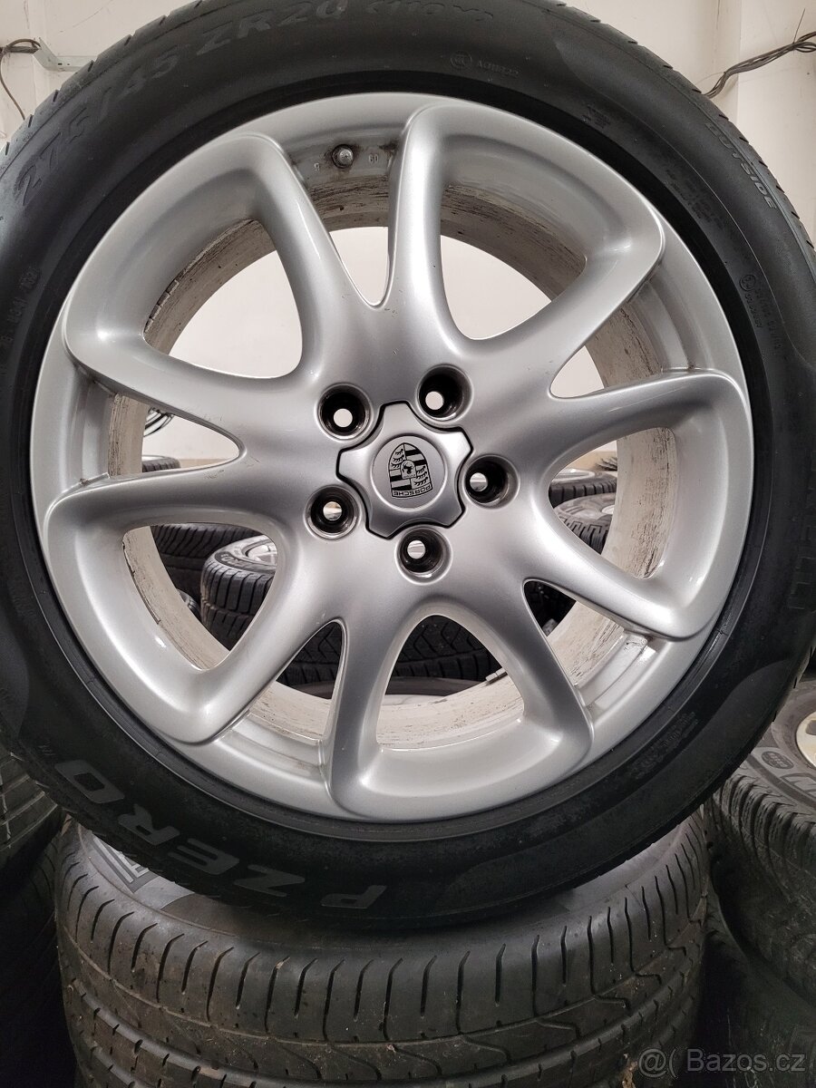 PORSCHE CAYENNE KOLA 20"