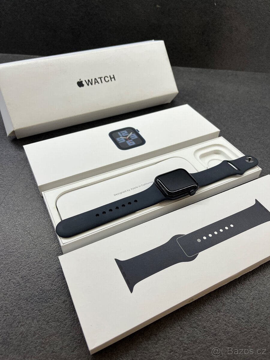 Apple Watch SE 2023 GPS 40mm ZÁRUKA