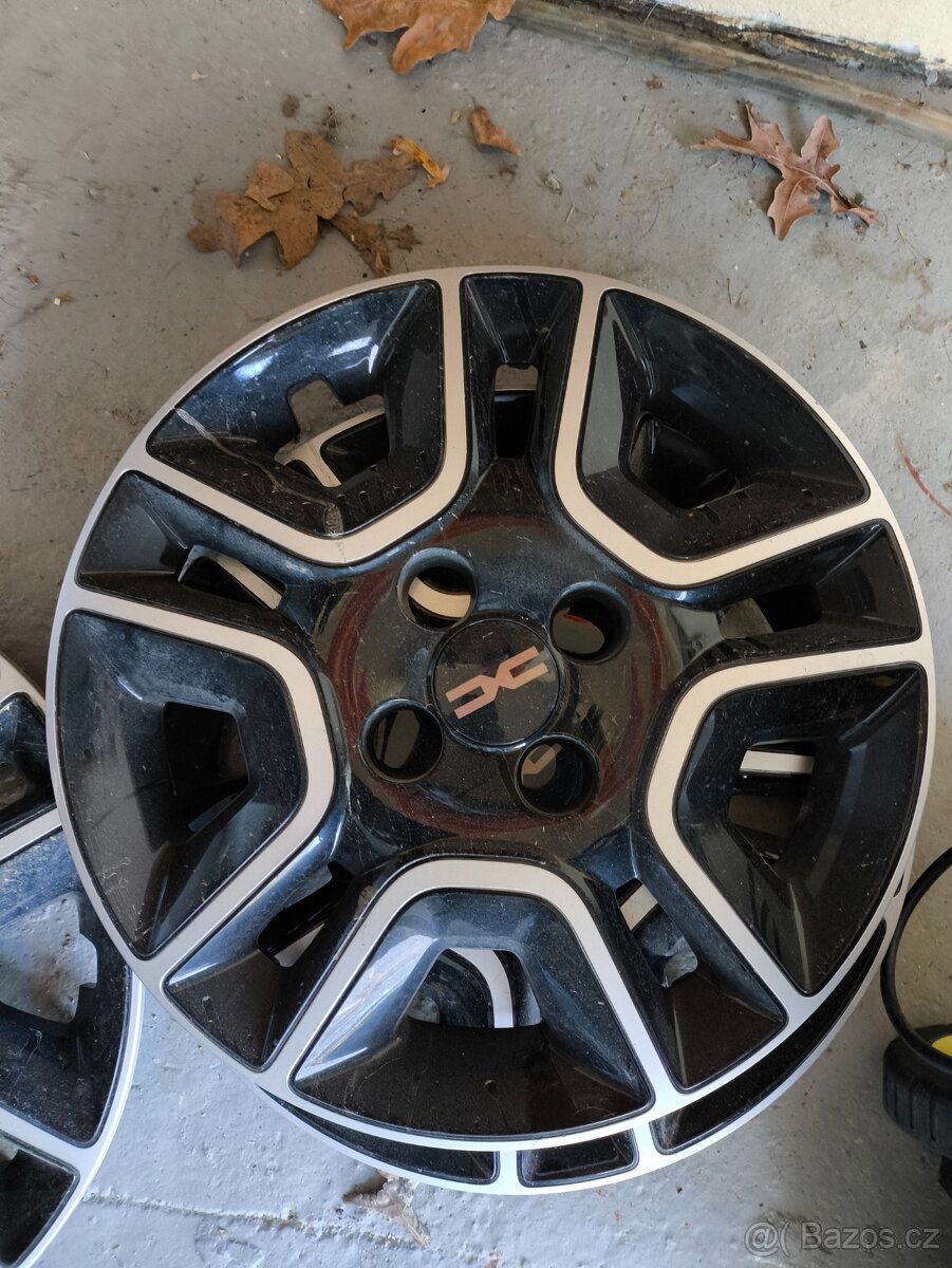 Poklice kryty kol 14" Dacia
