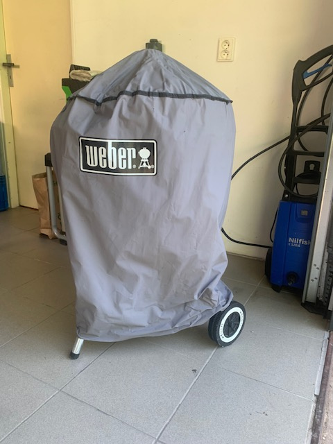 Prodám gril WEBER 47 cm