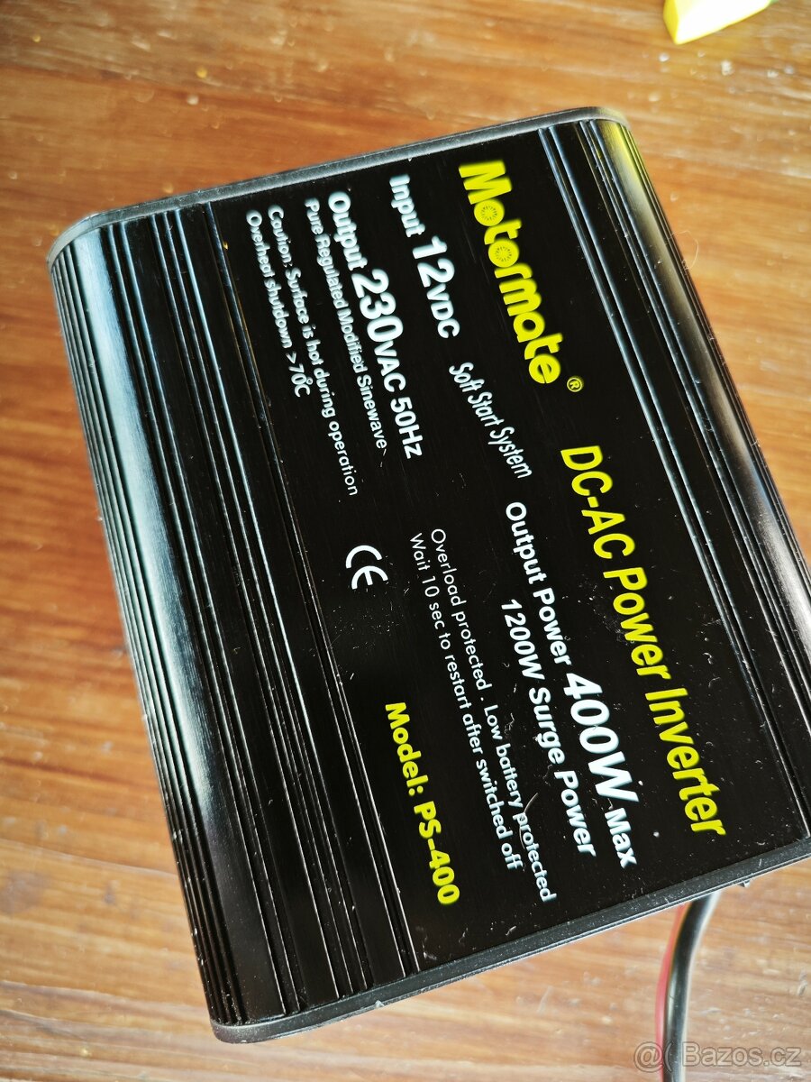Menič napětí 12/230 400W