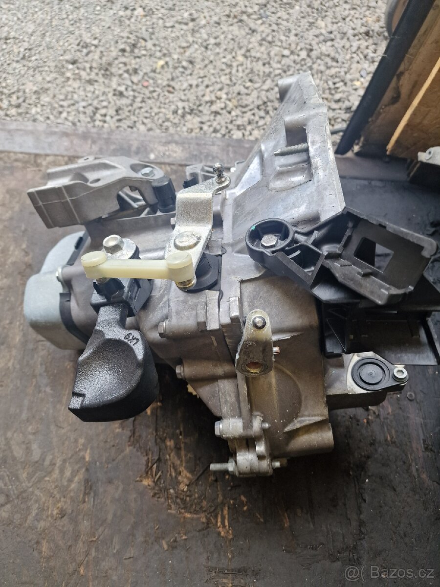 PEUGEOT,CITROEN 1.2PURETECH,5.000km