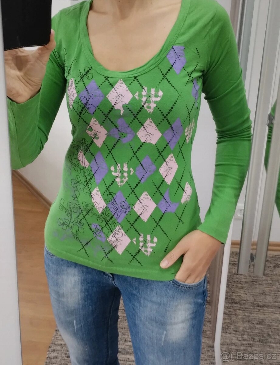 Příjemné triko S-M