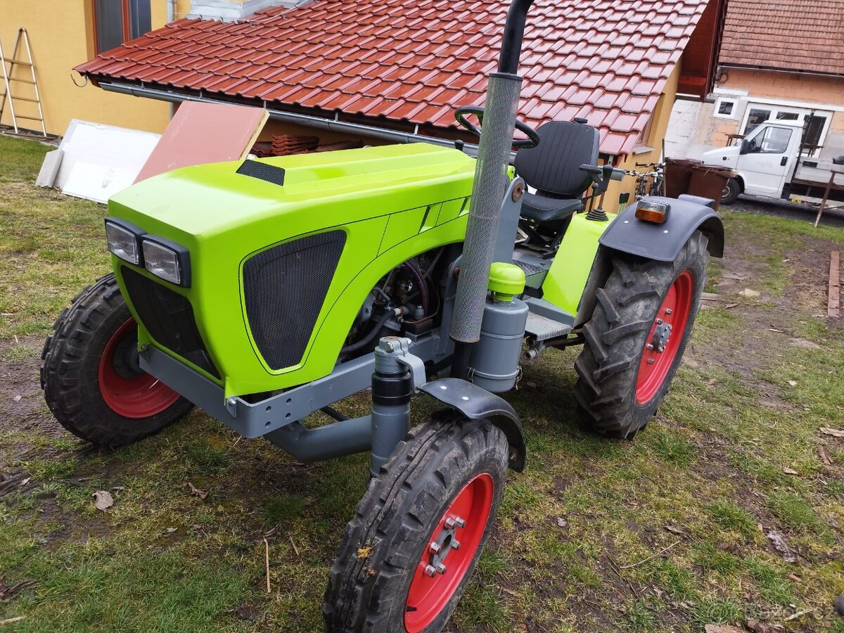 Traktůrek