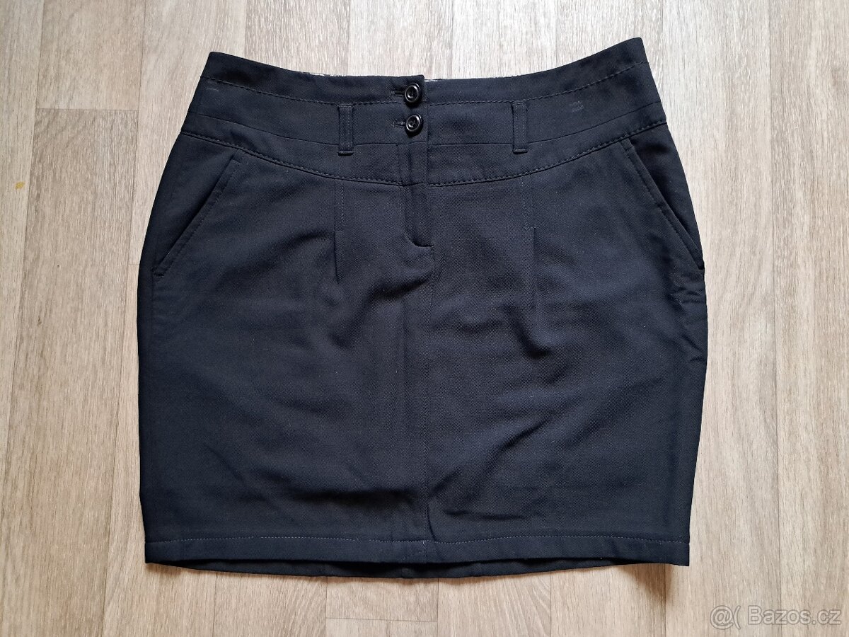 2) Next černá společenská sukně 40/42