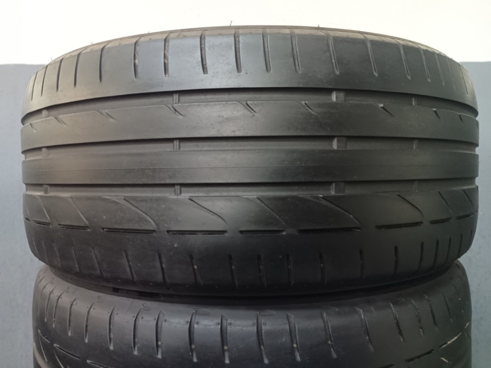 225/40 R18 BRIDGESTONE (4618)