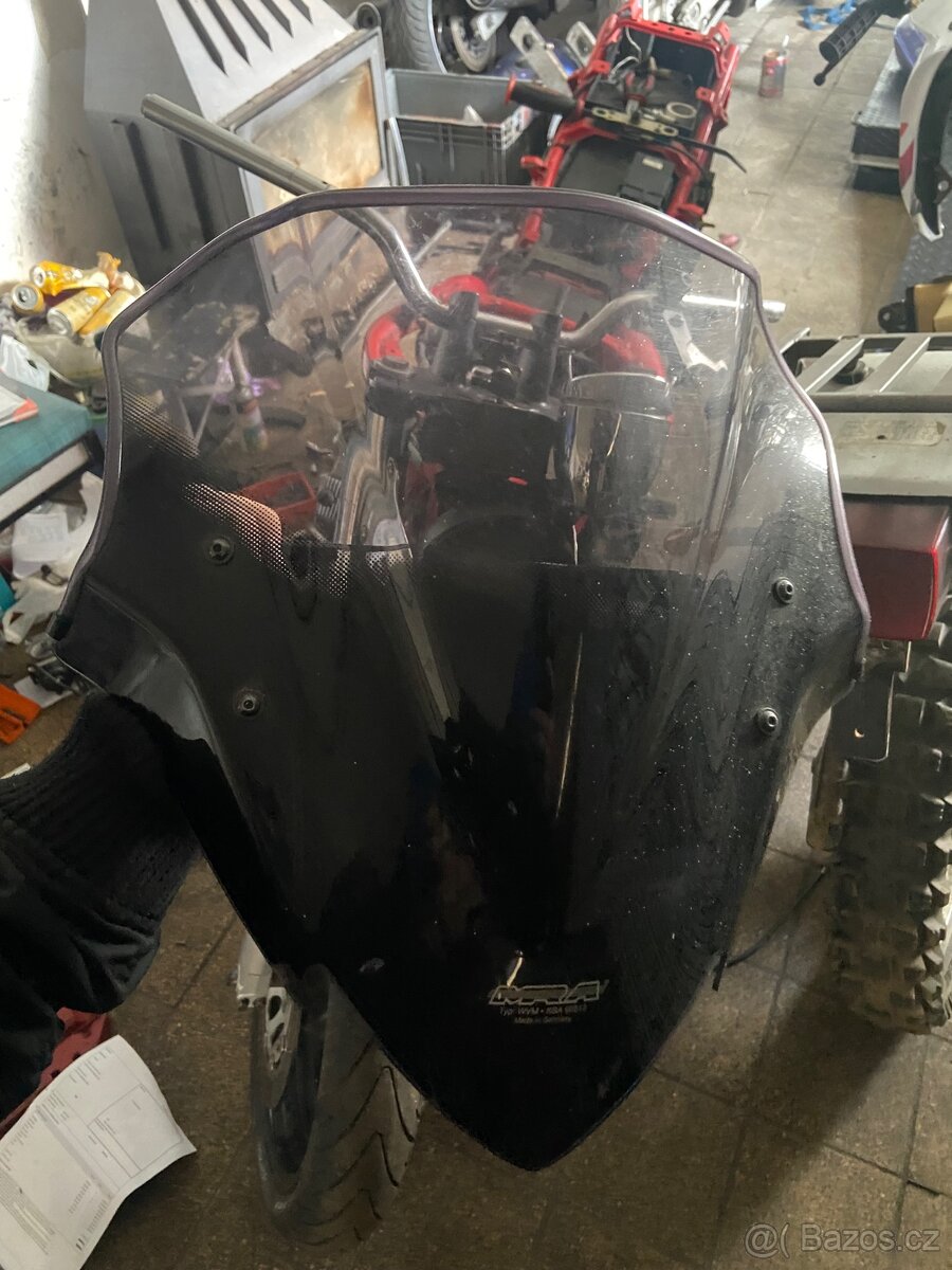 Suzuki gsx 1000s