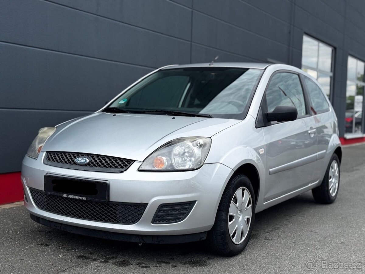 Ford Fiesta 1.3i , jen 143 000km, bez koroze, servisovaný