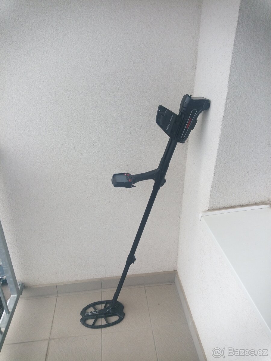 Detektor kovu Nokta/Makro Impact