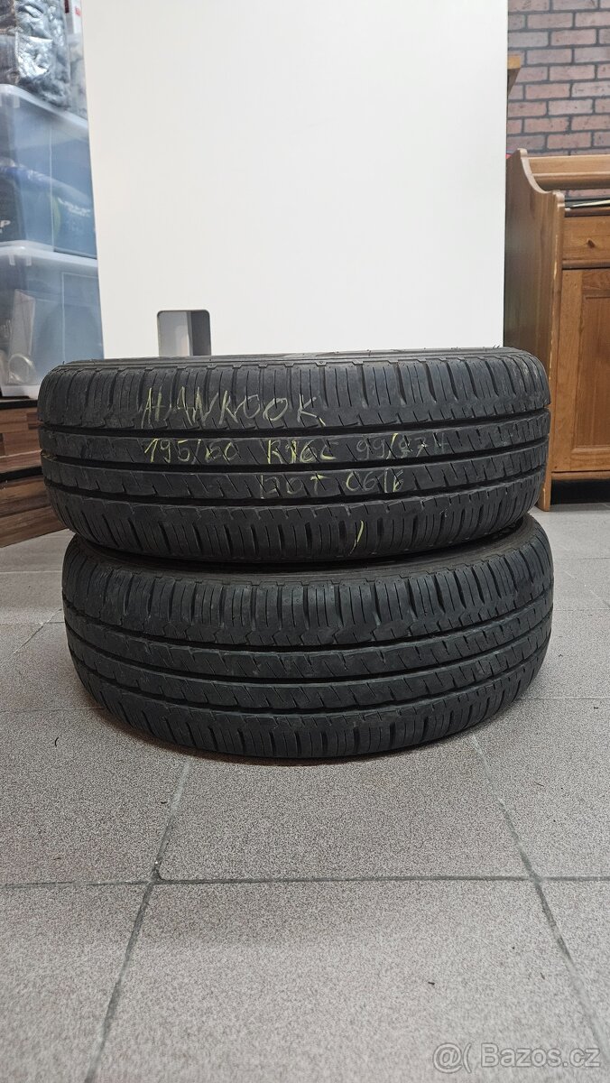 Pneumatiky 195/60-16c x2