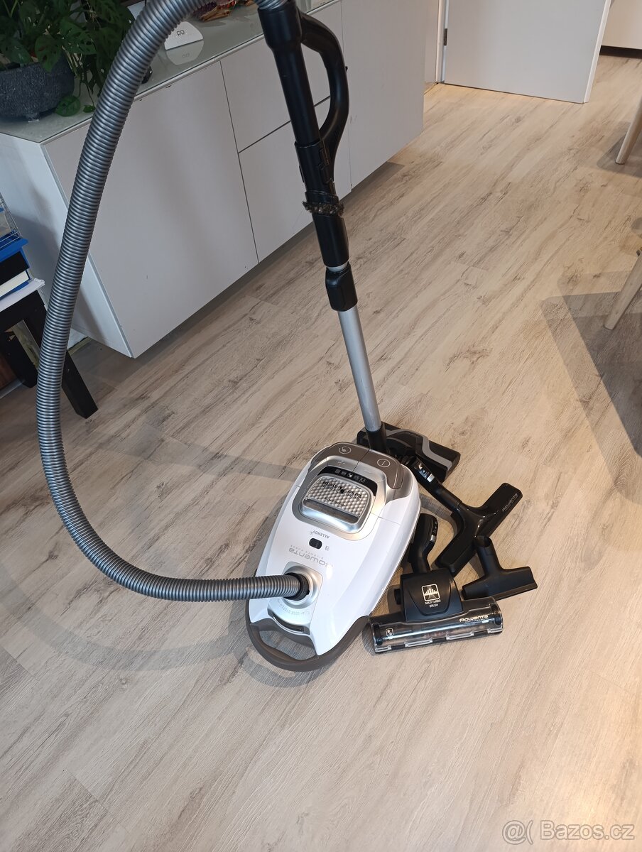 Rowenta RO7487EA Silence Force Allergy+