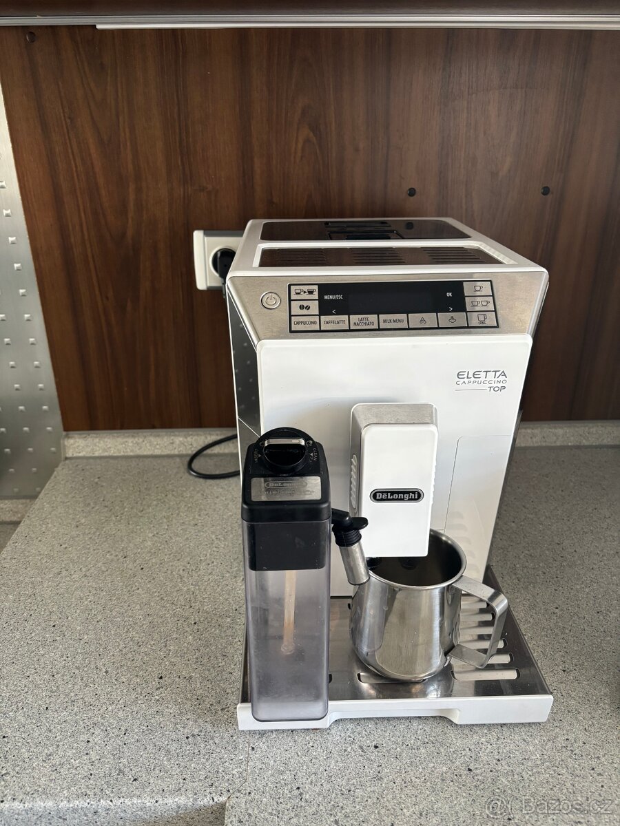 Delonghi kávovar