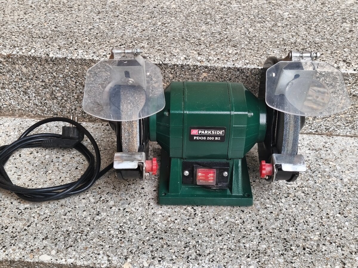 Prodám Stolní Dvoukotoučová bruska Parkside PDOS 200 W. 2 br